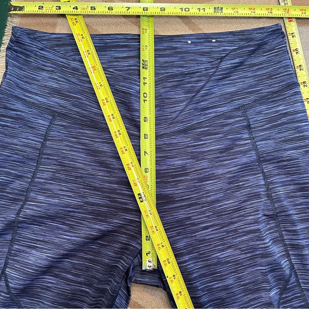 Blue capri length leggings by trek gear, XL - Picture 6 of 9